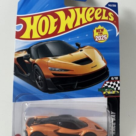 McLaren GT