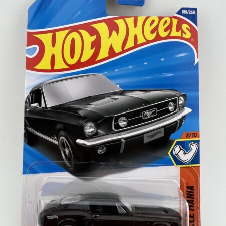 Hot Wheels  2025 '67 MUSTANG Black 189/250 Muscle Mania 3/10