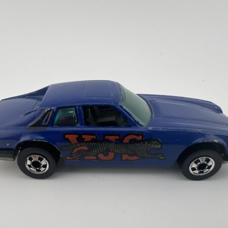 Vintage 1980 Hot Wheels Jaguar XJS blue blackwall style wheels diecast Hong Kong with side graphic right view